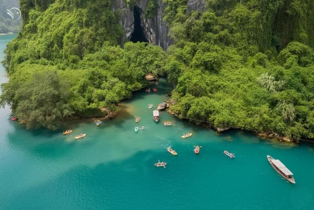 S&ocirc;ng Ch&agrave;y - Hang Tối .